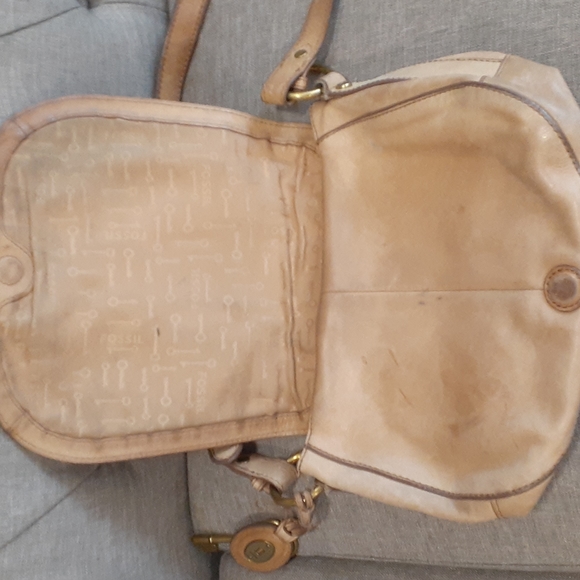 Fossil tan leather women's crossbody bag - Picture 8 of 17